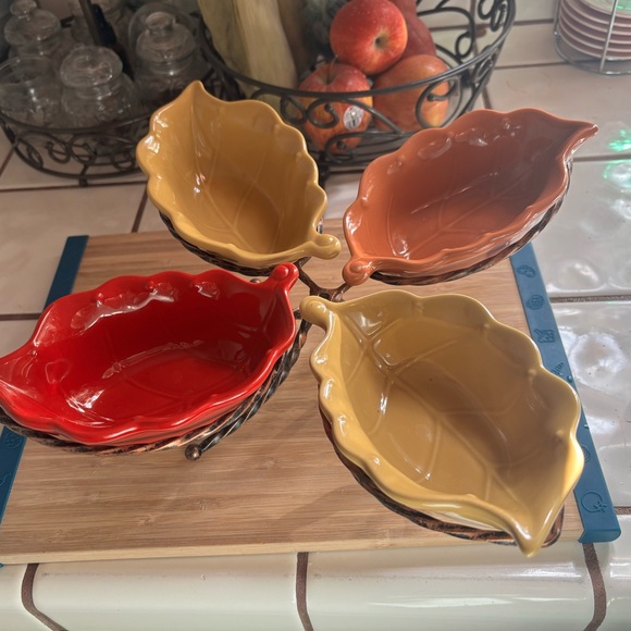 Leaf-Shaped Ceramic Bowls Set princess house